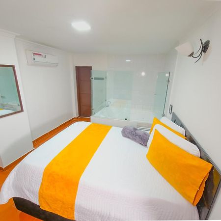 Hotel Avenida 3 Real En El Norte De Cali Eksteriør billede